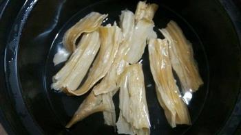 杂菜鱼煲怎么做，杂菜鱼煲怎么做好吃，杂菜鱼煲做法