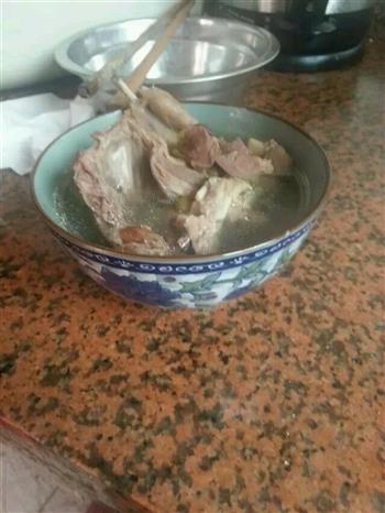 绿豆乳鸽猪骨汤怎么做，绿豆乳鸽猪骨汤怎么做好吃，绿豆乳鸽猪骨汤做法