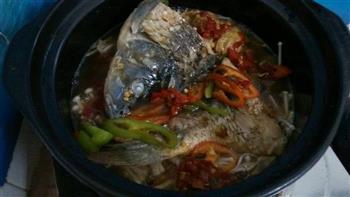 杂菜鱼煲怎么做，杂菜鱼煲怎么做好吃，杂菜鱼煲做法