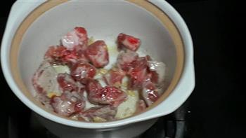 砂锅什菌排骨煲怎么做，砂锅什菌排骨煲怎么做好吃，砂锅什菌排骨煲做法