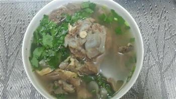 香浓牛脊骨汤怎么做，香浓牛脊骨汤怎么做好吃，香浓牛脊骨汤做法