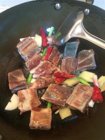 腊排骨莴苣怎么做，腊排骨莴苣怎么做好吃，腊排骨莴苣做法