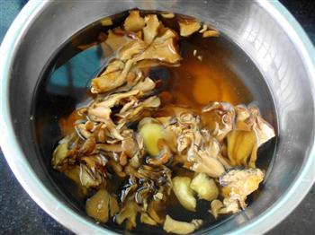 灰树花鲍鱼排骨汤怎么做，灰树花鲍鱼排骨汤怎么做好吃，灰树花鲍鱼排骨汤做法