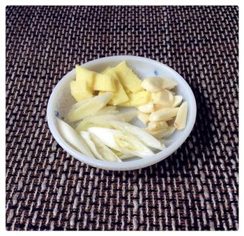 韭香白菜虾怎么做，韭香白菜虾怎么做好吃，韭香白菜虾做法
