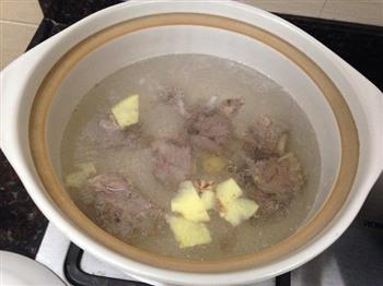 滋补羊腿汤怎么做，滋补羊腿汤怎么做好吃，滋补羊腿汤做法