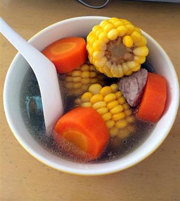 胡蘿卜玉米排骨湯怎么做，胡蘿卜玉米排骨湯怎么做好吃，胡蘿卜玉米排骨湯做法