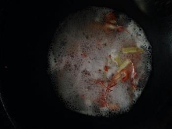 虾仁肉松小米粥怎么做，虾仁肉松小米粥怎么做好吃，虾仁肉松小米粥做法