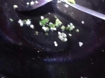 番茄蘑菇肉糕汤怎么做，番茄蘑菇肉糕汤怎么做好吃，番茄蘑菇肉糕汤做法