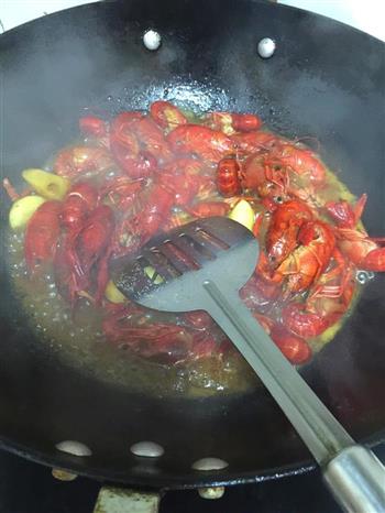 咖喱龙虾怎么做，咖喱龙虾怎么做好吃，咖喱龙虾做法