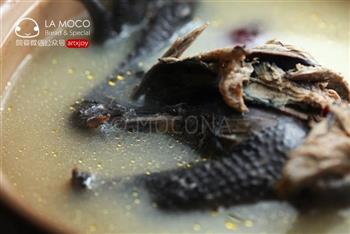 冬日小补-红枣莲子乌鸡汤怎么做，冬日小补-红枣莲子乌鸡汤怎么做好吃，冬日小补-红枣莲子乌鸡汤做法