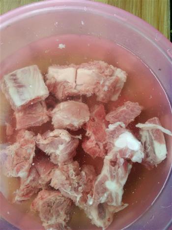 宝宝辅食吃排骨萝卜汤怎么做，宝宝辅食吃排骨萝卜汤怎么做好吃，宝宝辅食吃排骨萝卜汤做法
