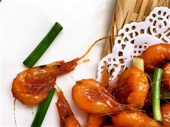 本帮菜油爆河虾怎么做，本帮菜油爆河虾怎么做好吃，本帮菜油爆河虾做法