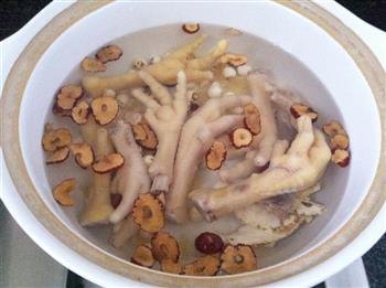 当归红枣鸡脚汤-冬季暖身怎么做，当归红枣鸡脚汤-冬季暖身怎么做好吃，当归红枣鸡脚汤-冬季暖身做法