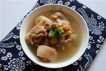 黄豆炖猪蹄汤-冬季暖身怎么做，黄豆炖猪蹄汤-冬季暖身怎么做好吃，黄豆炖猪蹄汤-冬季暖身做法