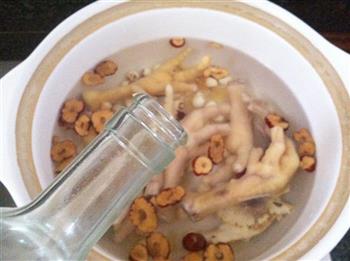 当归红枣鸡脚汤-冬季暖身怎么做，当归红枣鸡脚汤-冬季暖身怎么做好吃，当归红枣鸡脚汤-冬季暖身做法