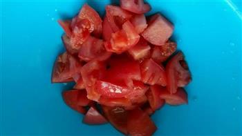 西红柿牛肉怎么做，西红柿牛肉怎么做好吃，西红柿牛肉做法