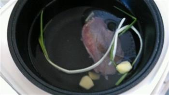 西红柿牛肉怎么做，西红柿牛肉怎么做好吃，西红柿牛肉做法