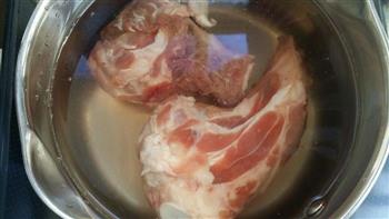 三色大骨汤—冬季暖身怎么做，三色大骨汤—冬季暖身怎么做好吃，三色大骨汤—冬季暖身做法