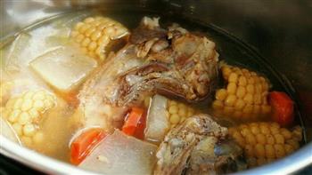 三色大骨汤—冬季暖身怎么做，三色大骨汤—冬季暖身怎么做好吃，三色大骨汤—冬季暖身做法
