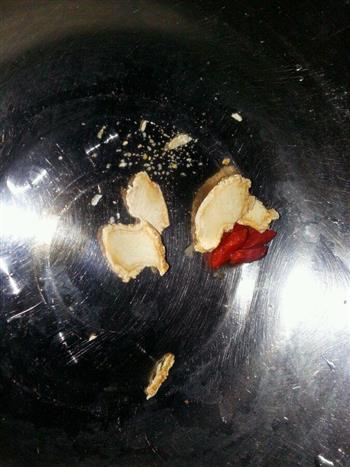 天麻人参炖鸭头—冬季暖身怎么做，天麻人参炖鸭头—冬季暖身怎么做好吃，天麻人参炖鸭头—冬季暖身做法