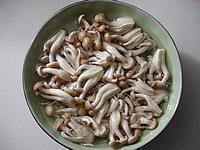 蟹味菇鱼丸汤怎么做，蟹味菇鱼丸汤怎么做好吃，蟹味菇鱼丸汤做法