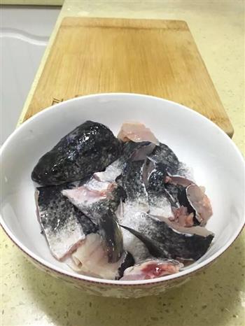 红烧黑鱼怎么做，红烧黑鱼怎么做好吃，红烧黑鱼做法