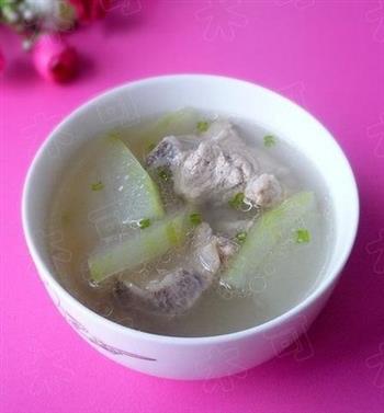 冬瓜龙骨汤怎么做，冬瓜龙骨汤怎么做好吃，冬瓜龙骨汤做法