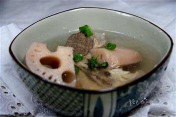 粉藕排骨汤怎么做，粉藕排骨汤怎么做好吃，粉藕排骨汤做法