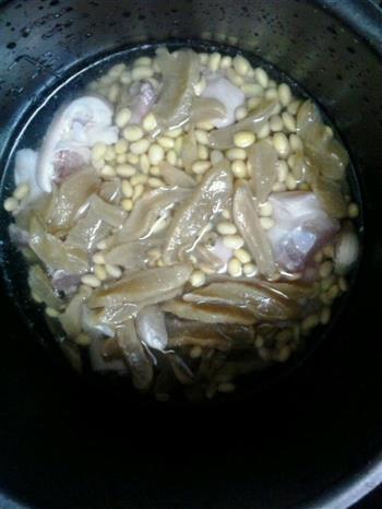 懒人菜-黄豆菜脯炖猪脚怎么做，懒人菜-黄豆菜脯炖猪脚怎么做好吃，懒人菜-黄豆菜脯炖猪脚做法