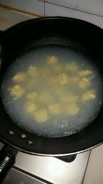 宝宝手工鱼丸怎么做，宝宝手工鱼丸怎么做好吃，宝宝手工鱼丸做法