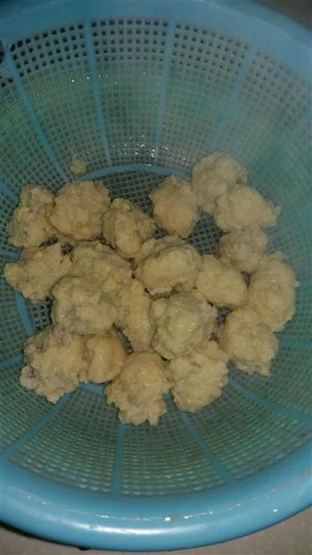 宝宝手工鱼丸怎么做，宝宝手工鱼丸怎么做好吃，宝宝手工鱼丸做法