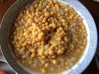 扁肉粑豌豆时蔬汤怎么做，扁肉粑豌豆时蔬汤怎么做好吃，扁肉粑豌豆时蔬汤做法