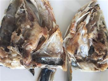 催乳佳肴－鱼头豆腐汤怎么做，催乳佳肴－鱼头豆腐汤怎么做好吃，催乳佳肴－鱼头豆腐汤做法