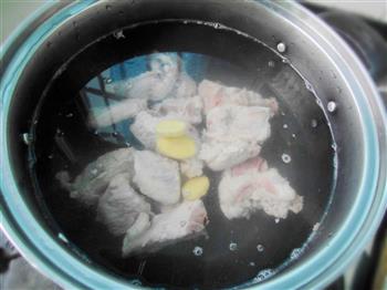 土豆芥菜排骨汤怎么做，土豆芥菜排骨汤怎么做好吃，土豆芥菜排骨汤做法