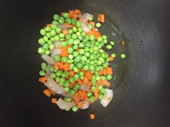 芝士虾仁土豆球怎么做，芝士虾仁土豆球怎么做好吃，芝士虾仁土豆球做法