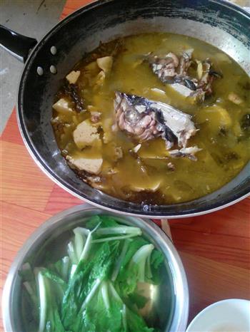 鱼头豆腐烫怎么做，鱼头豆腐烫怎么做好吃，鱼头豆腐烫做法