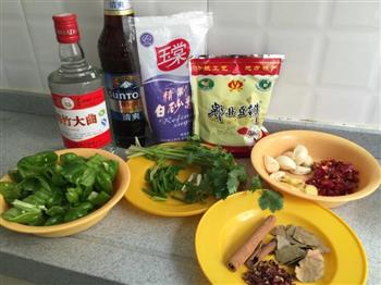 豆爷金牌香辣麻小怎么做，豆爷金牌香辣麻小怎么做好吃，豆爷金牌香辣麻小做法