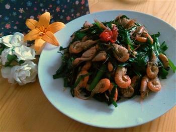 韭菜小红虾怎么做，韭菜小红虾怎么做好吃，韭菜小红虾做法