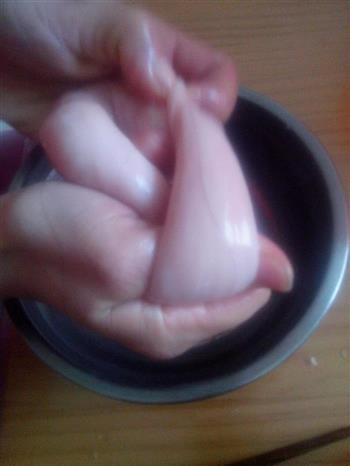 竹笋灌小肠排骨汤怎么做，竹笋灌小肠排骨汤怎么做好吃，竹笋灌小肠排骨汤做法