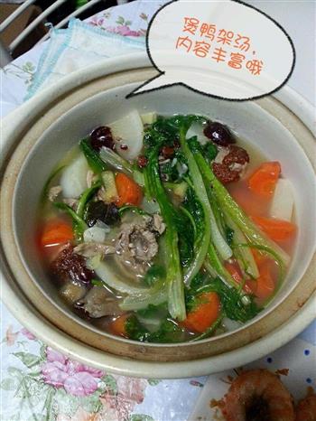 吉祥六宝鸭架汤怎么做，吉祥六宝鸭架汤怎么做好吃，吉祥六宝鸭架汤做法