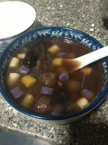 芋圆配红豆桂圆红枣汤怎么做，芋圆配红豆桂圆红枣汤怎么做好吃，芋圆配红豆桂圆红枣汤做法