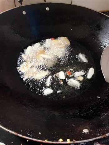 口味龙虾怎么做，口味龙虾怎么做好吃，口味龙虾做法