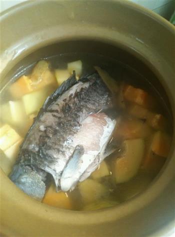 美白丰胸下奶木瓜鲫鱼汤怎么做，美白丰胸下奶木瓜鲫鱼汤怎么做好吃，美白丰胸下奶木瓜鲫鱼汤做法