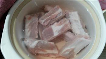 花胶响螺肉海底椰排骨汤怎么做，花胶响螺肉海底椰排骨汤怎么做好吃，花胶响螺肉海底椰排骨汤做法