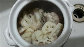原味莲藕骨头汤怎么做，原味莲藕骨头汤怎么做好吃，原味莲藕骨头汤做法