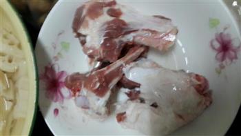 原味莲藕骨头汤怎么做，原味莲藕骨头汤怎么做好吃，原味莲藕骨头汤做法