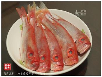芝麻鱼松怎么做，芝麻鱼松怎么做好吃，芝麻鱼松做法