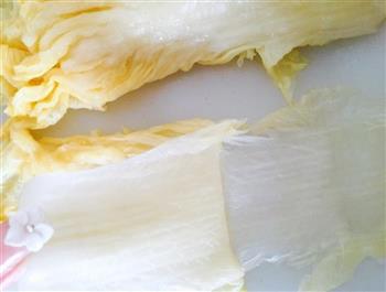 东北酸菜炖多宝鱼怎么做，东北酸菜炖多宝鱼怎么做好吃，东北酸菜炖多宝鱼做法