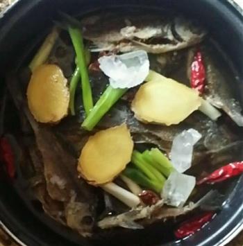 骨酥鱼-吃不到鱼刺的鱼怎么做，骨酥鱼-吃不到鱼刺的鱼怎么做好吃，骨酥鱼-吃不到鱼刺的鱼做法