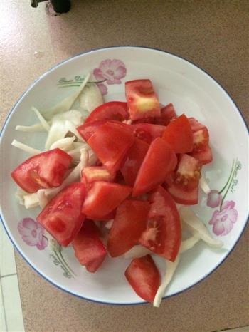 西红柿青菜蘑菇汤怎么做，西红柿青菜蘑菇汤怎么做好吃，西红柿青菜蘑菇汤做法